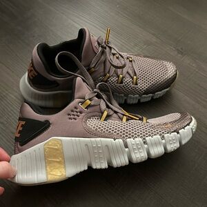 Nike metcons